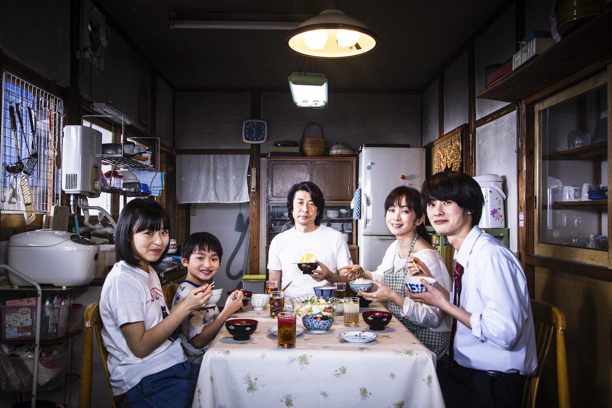 日本影帝永瀨正敏拍攝《最初的晚餐》感慨憶亡母　吃森七菜手作飯糰感動直呼：好美味！
