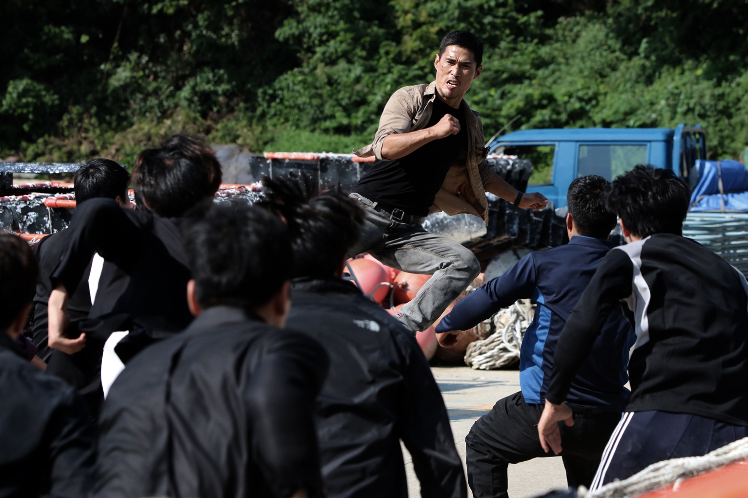 《殘酷街頭：暴力實錄》韓國「金牌武術指導」首部主演　、李秉憲、孔劉都與他合作過！