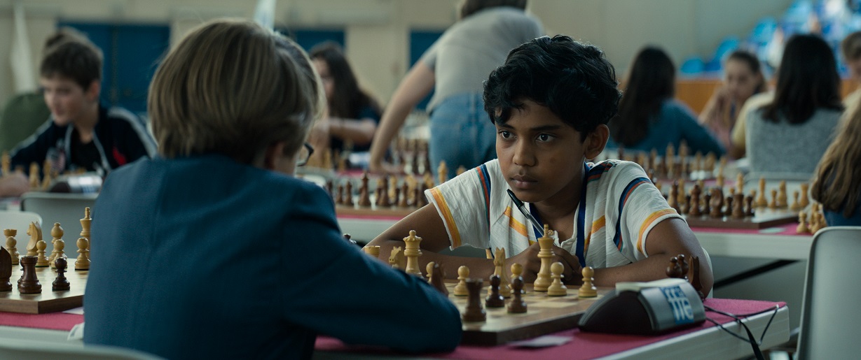 真實版《后翼棄兵》！《逆轉棋蹟》孟加拉8歲男童跨越8千公里　只為實現「棋盤冠軍夢」